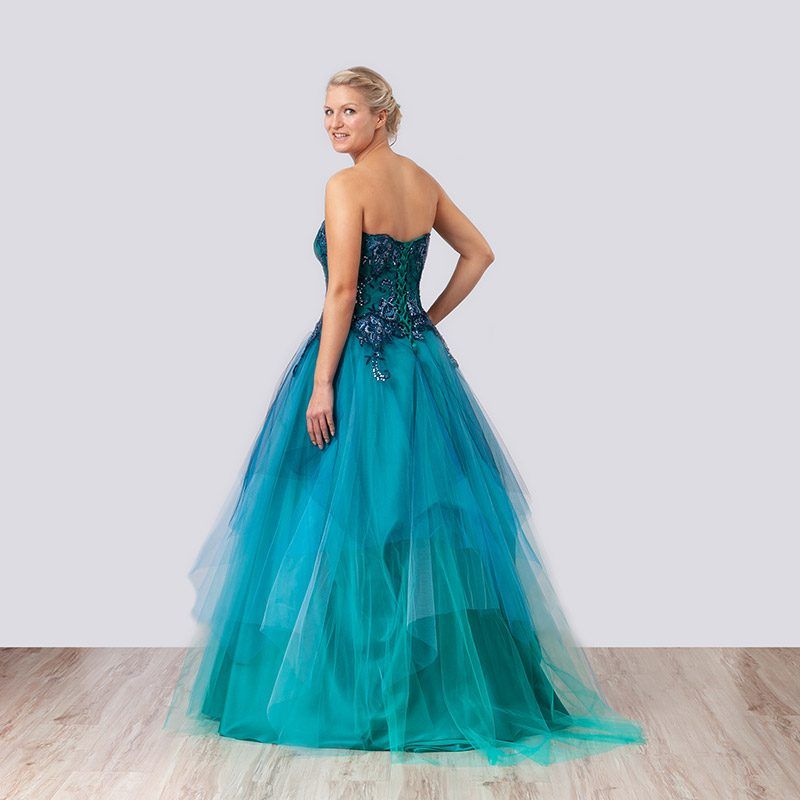 Petrolfarbenes Abendkleid mit Stufentüll, Rückansicht